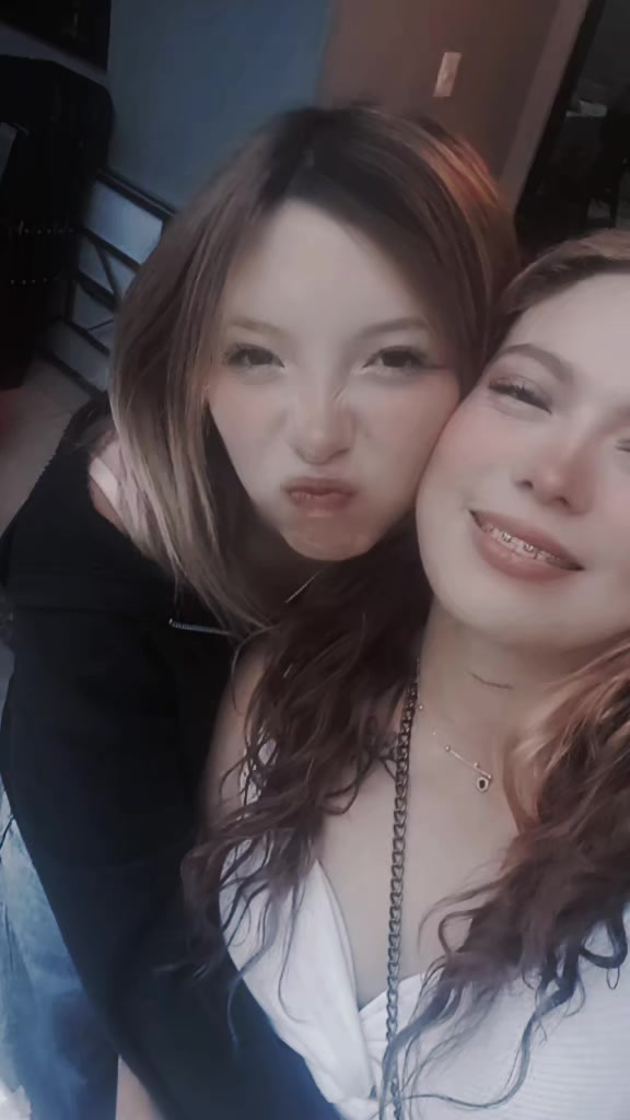 @ℳℯ𝓇ℯ𝓁𝓎𝓃 ℒℯℴ𝓃