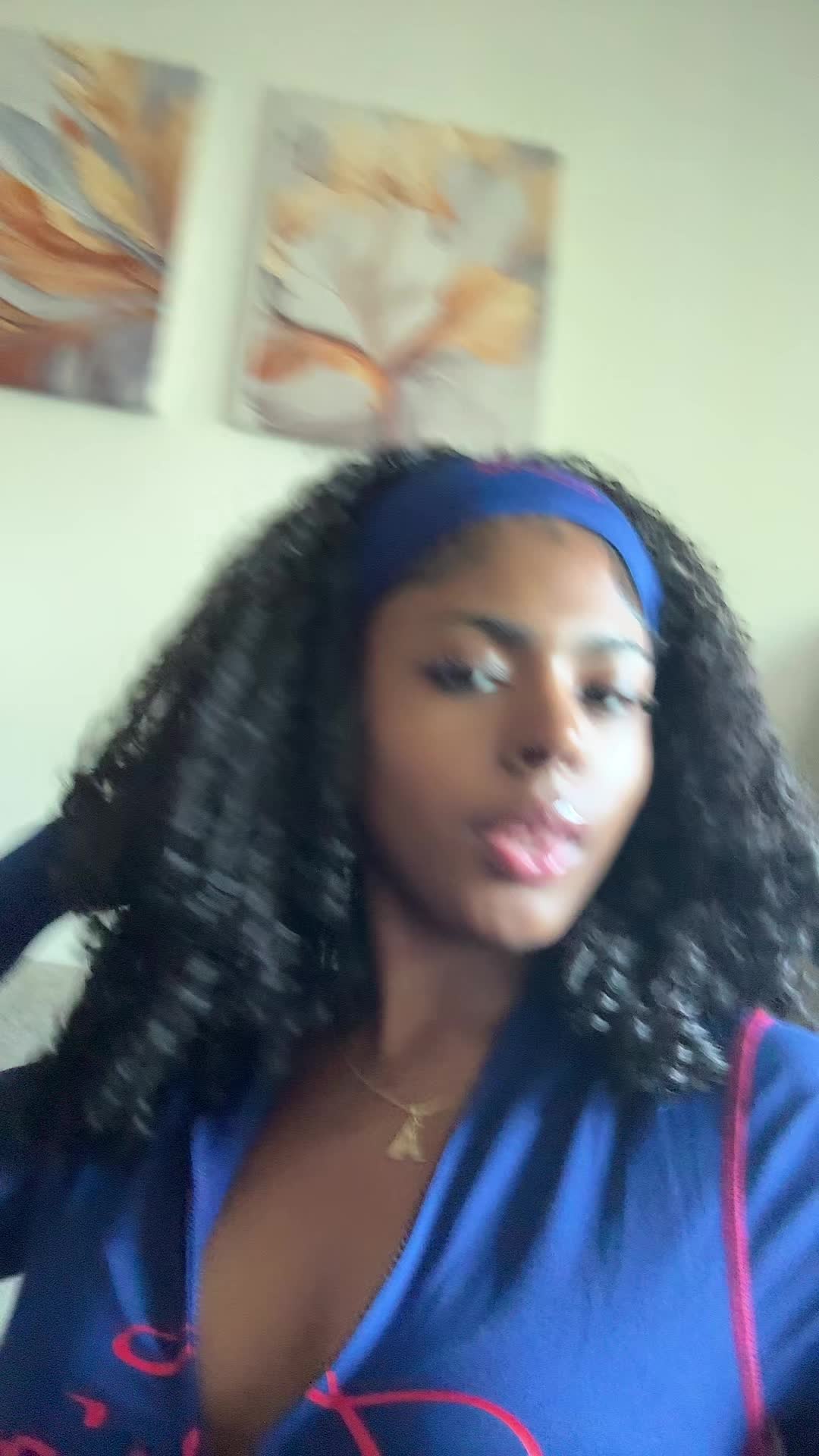 @Arantxa