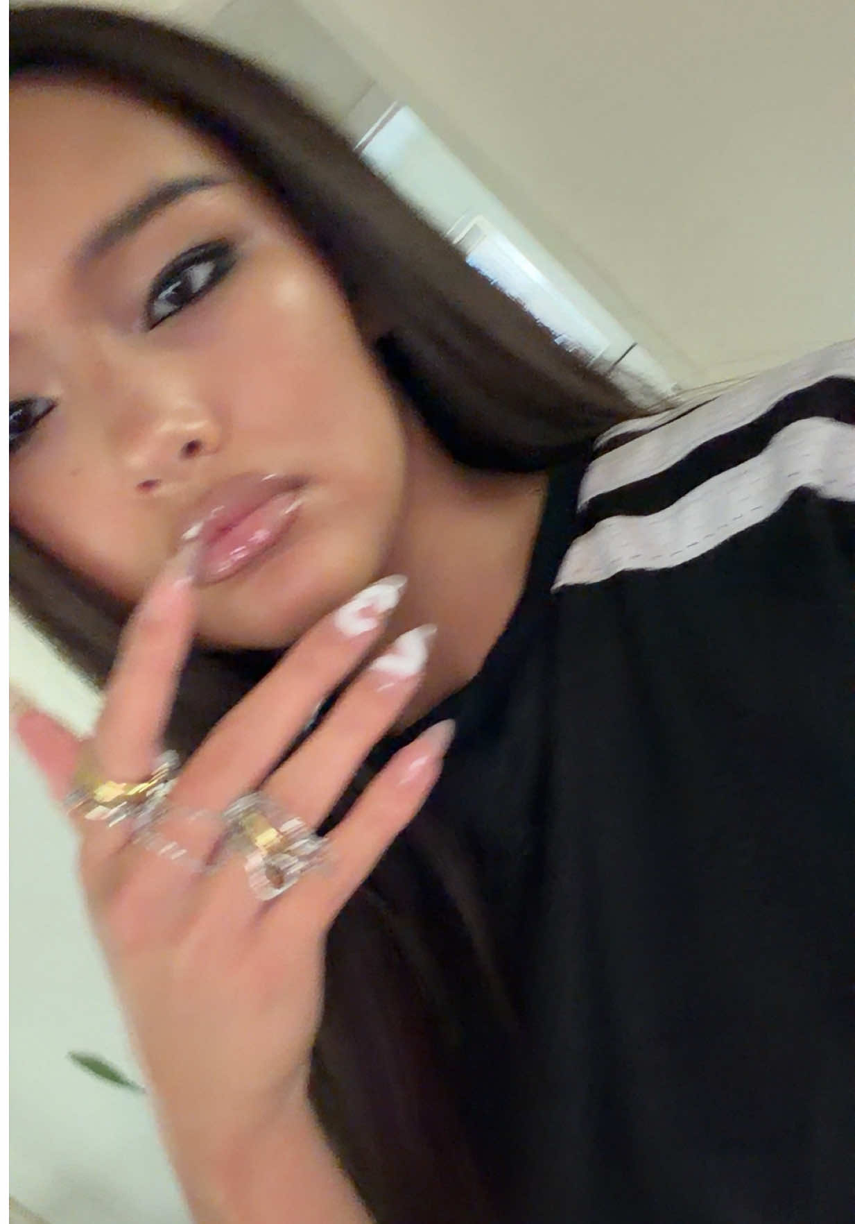 @ella