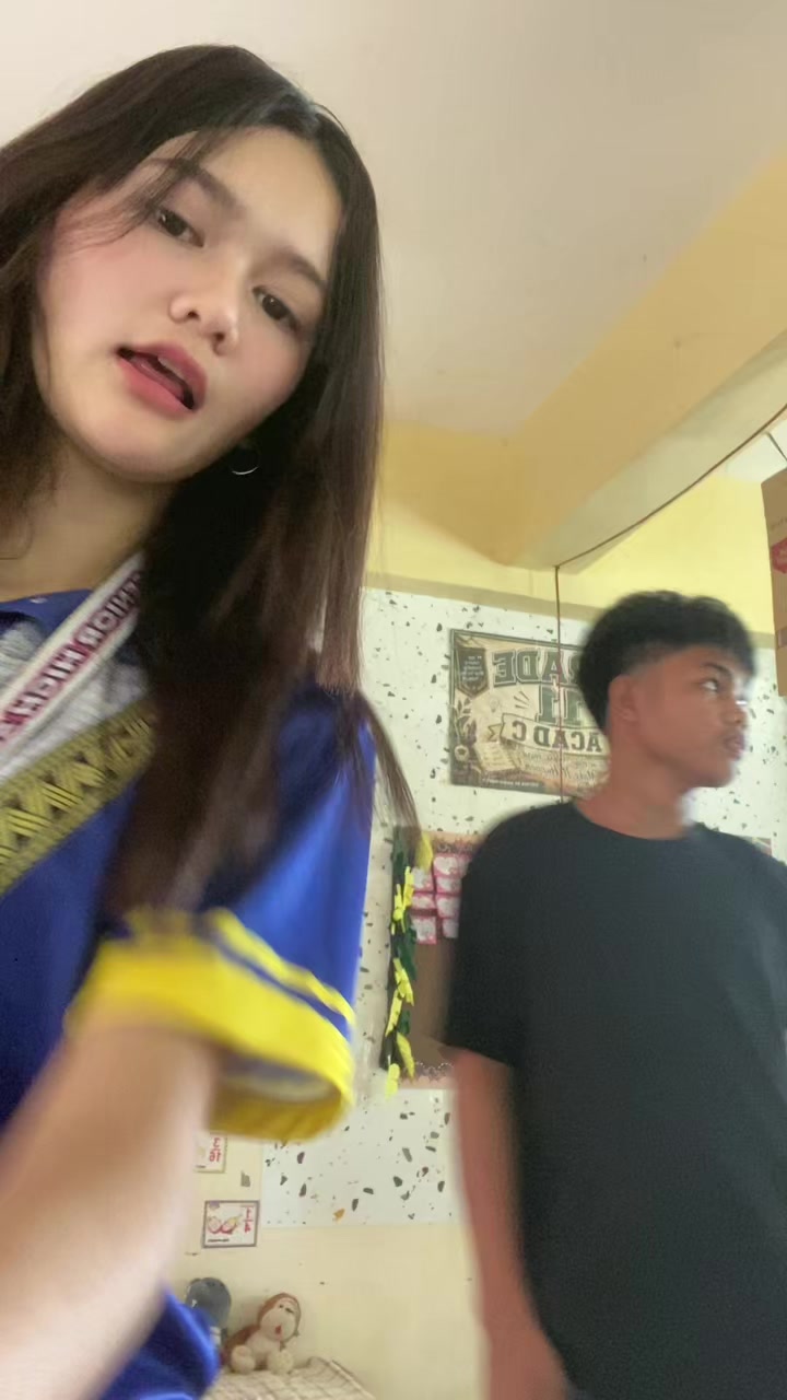 @Nadine loose thread