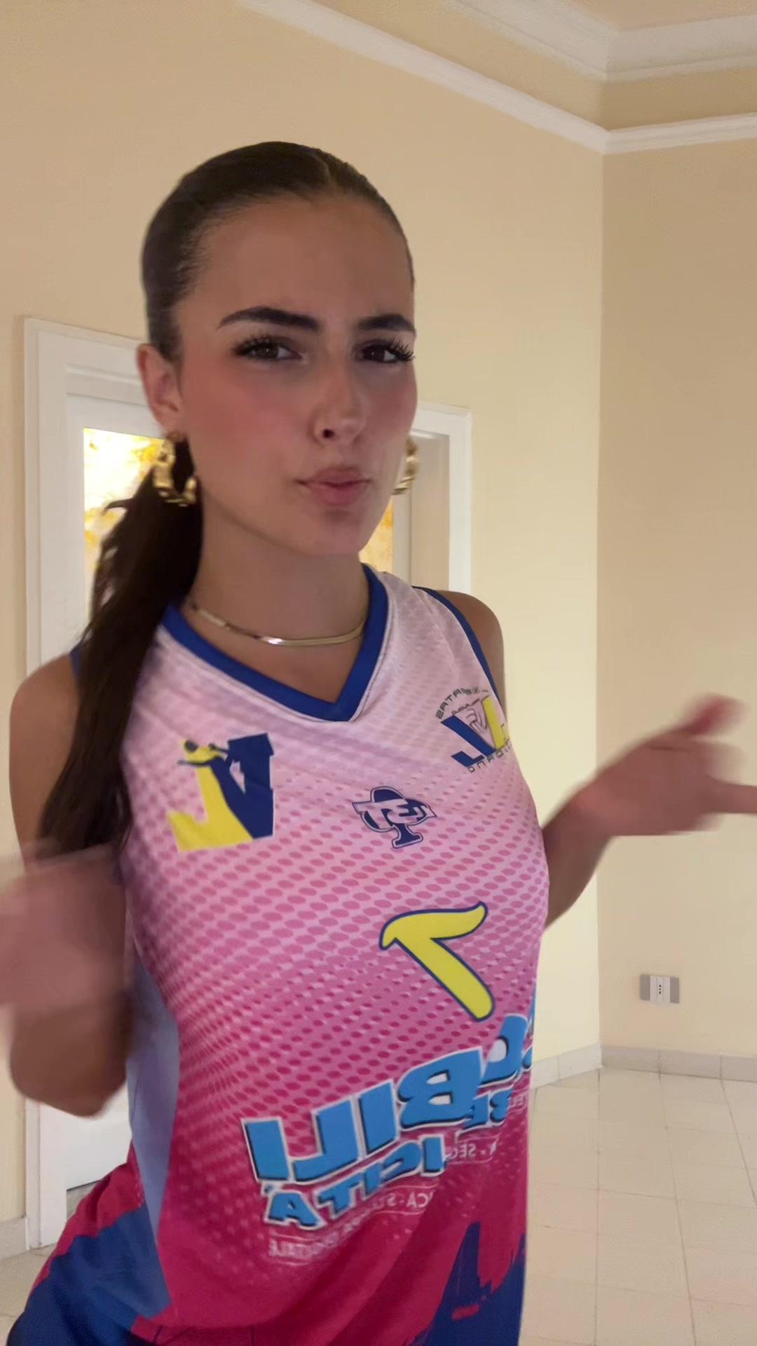 @aleee