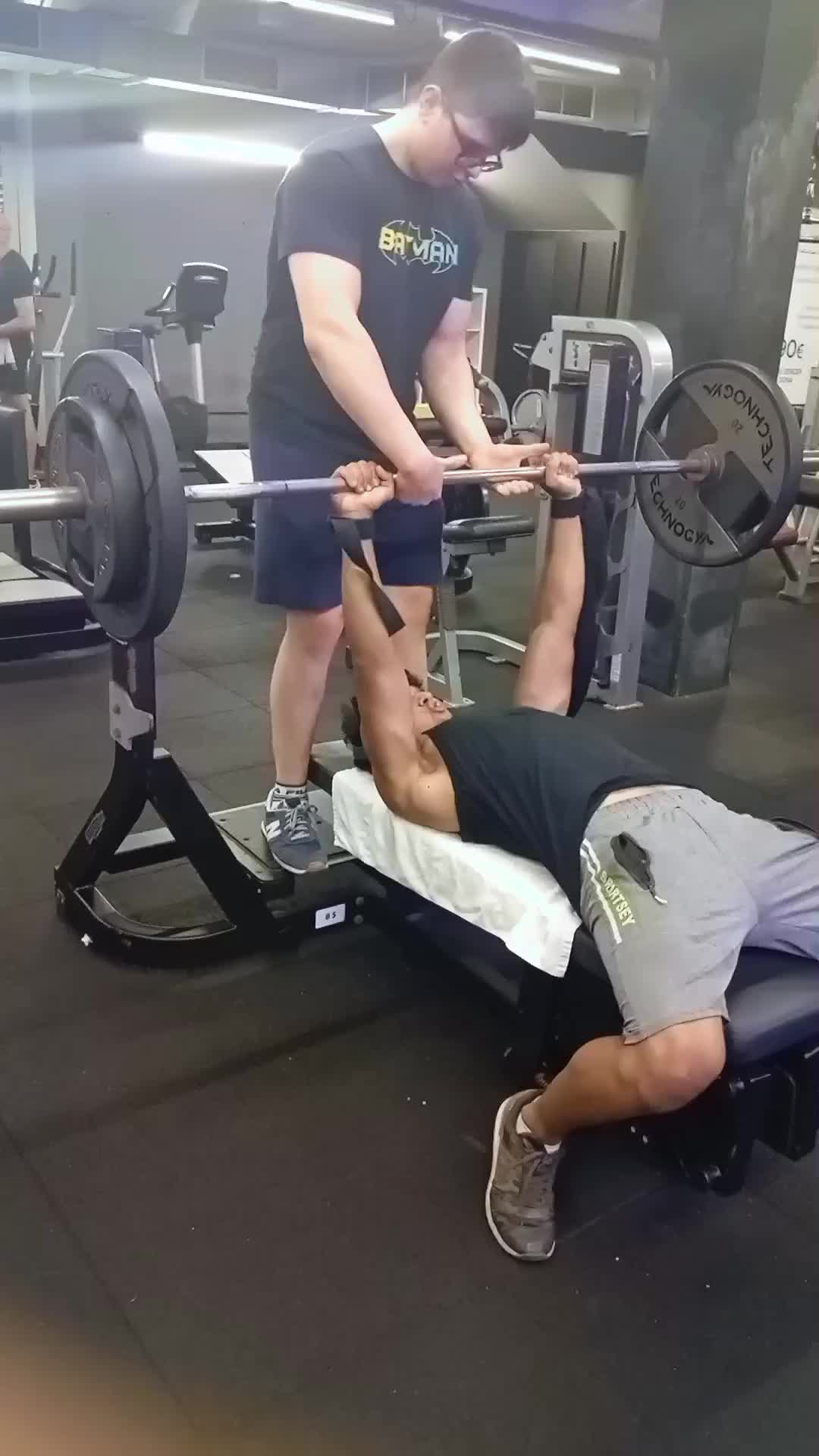 @Isaac. Arias