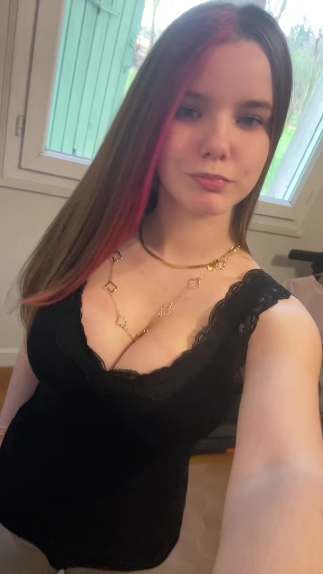 @𝓐𝓷𝓰𝓮'✰