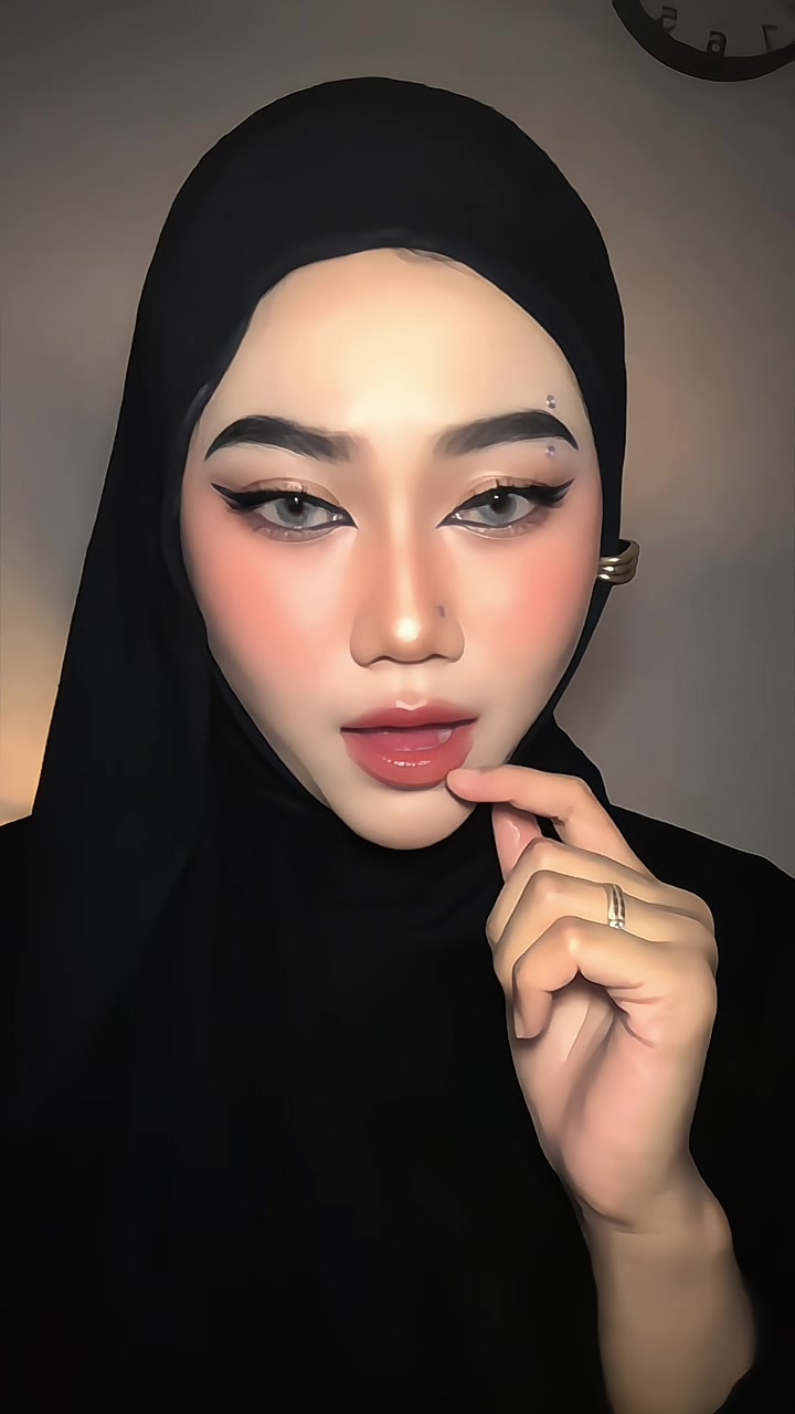 @shantinuranii