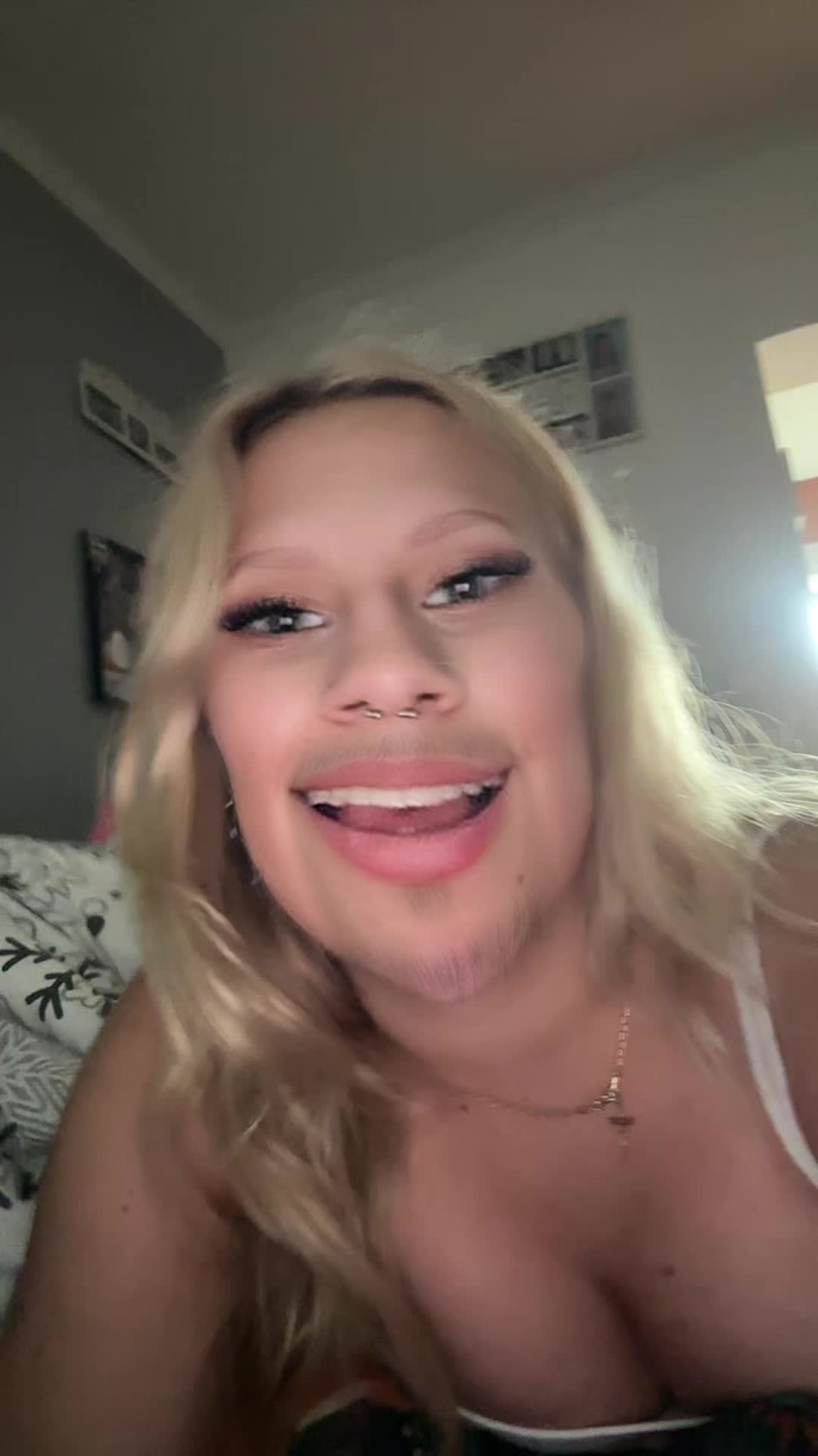 @minibickos
