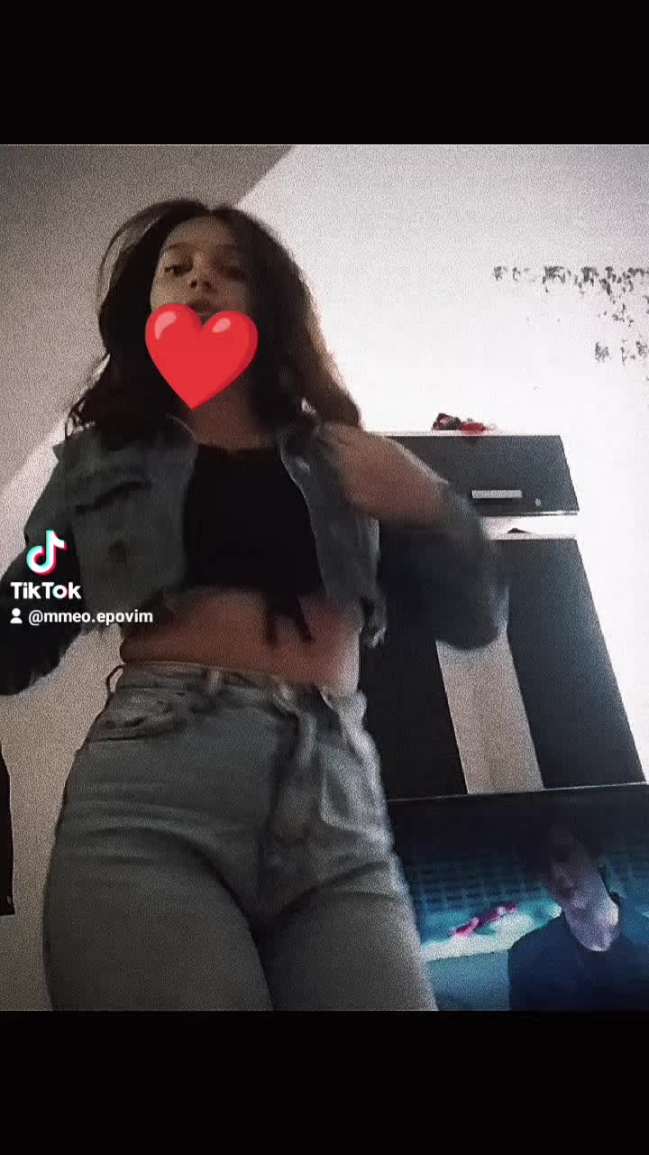 @Mœmeño Ñepoviēm