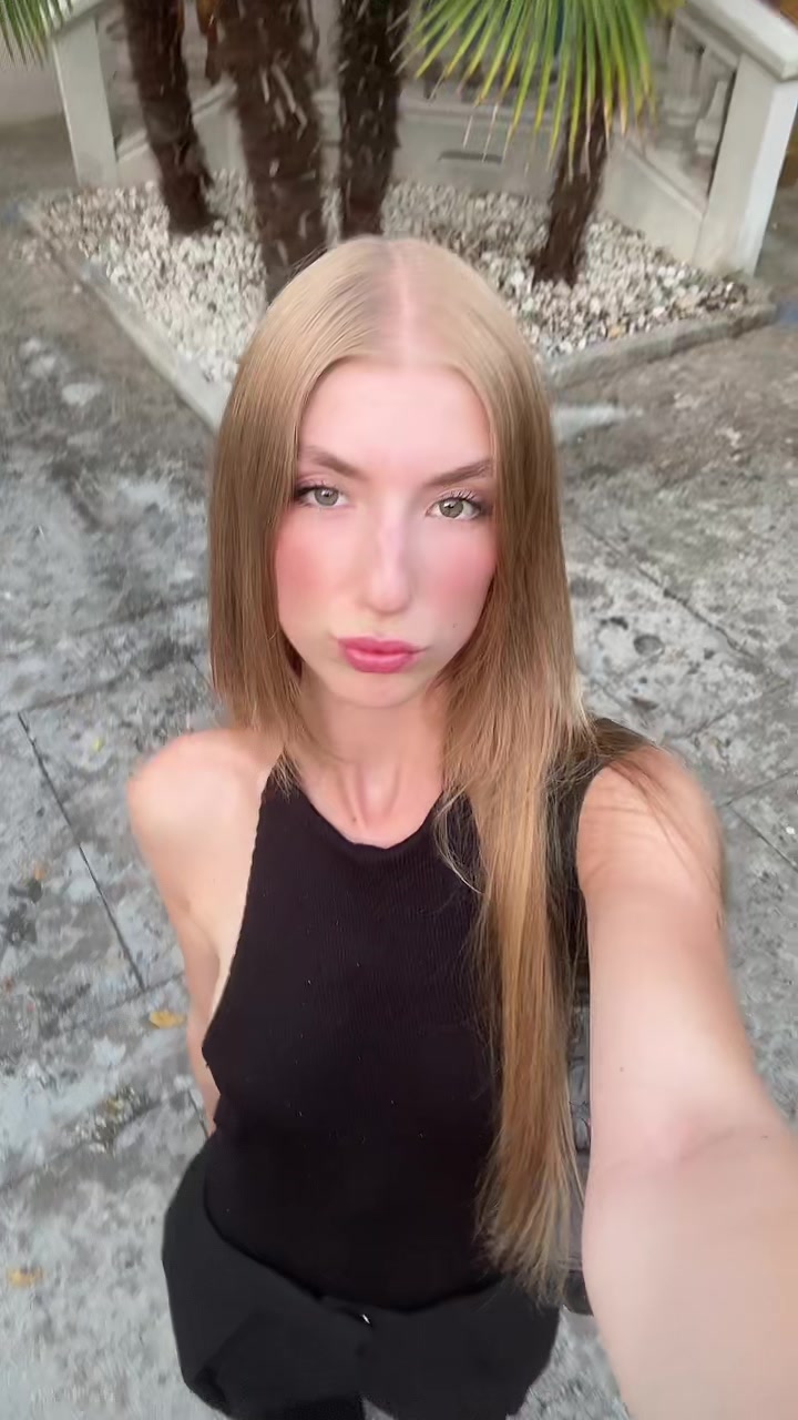 @mishelbratikovaaa