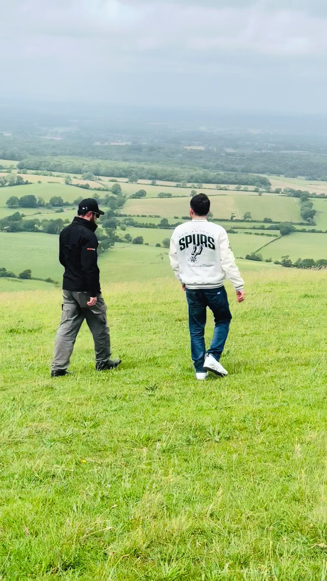 @Usman Khan Afridi 🥀🇬🇧