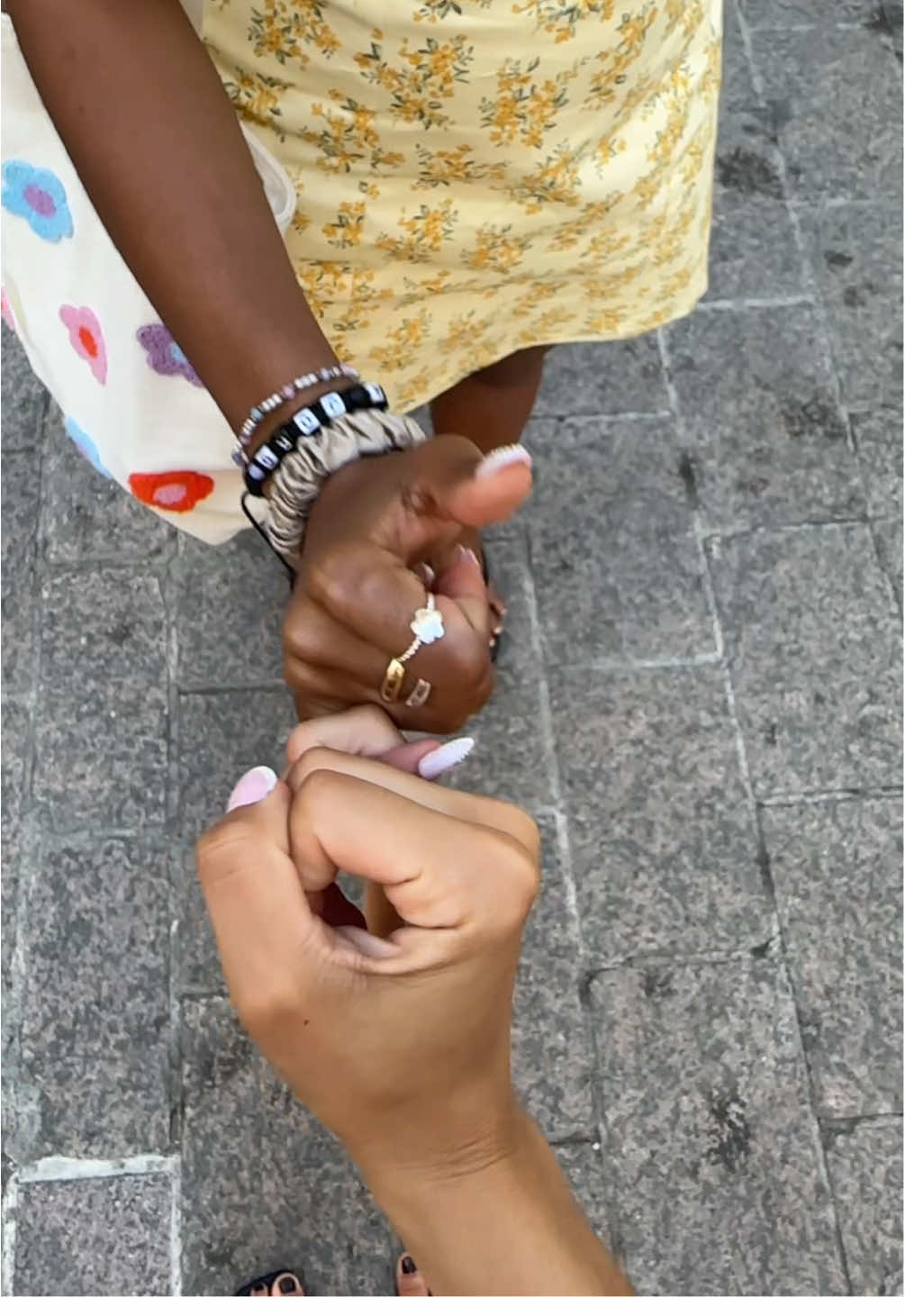 @𝑽𝒊𝒐𝒍𝒆𝒕𝒕𝒆 🌺