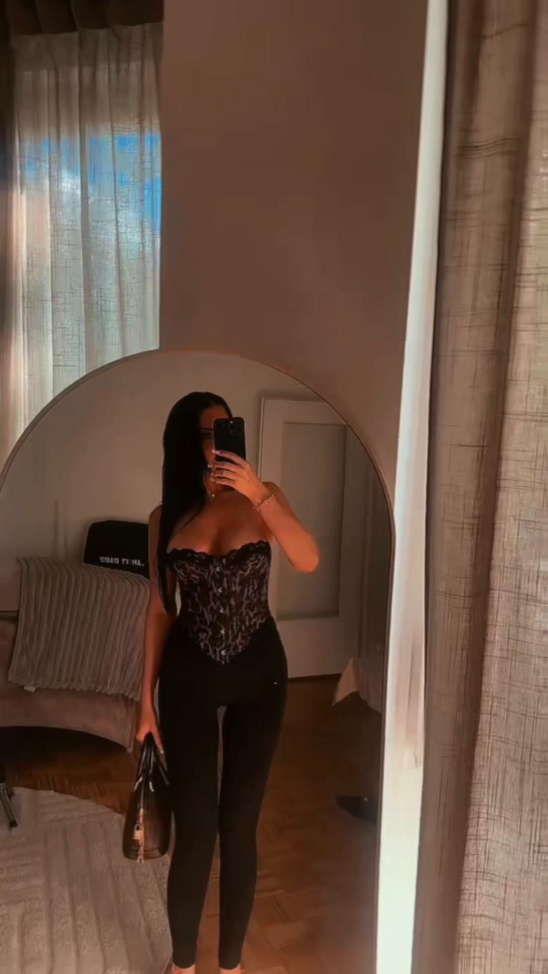 @Taja🦋