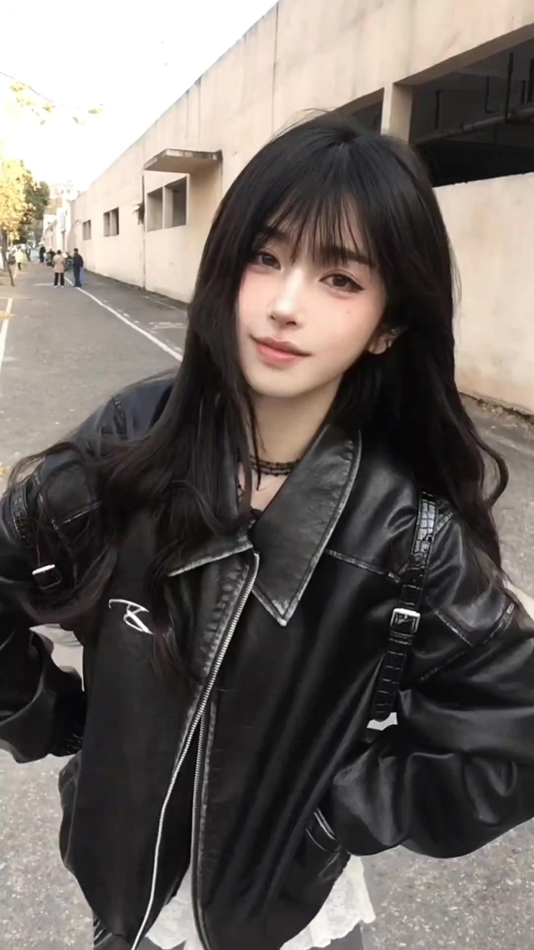 @KM