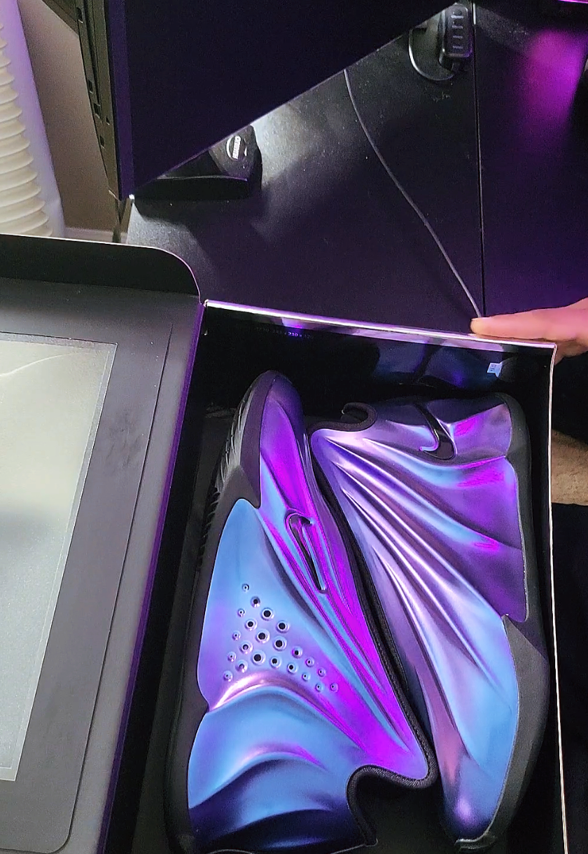 @SNEAKERMAN_G