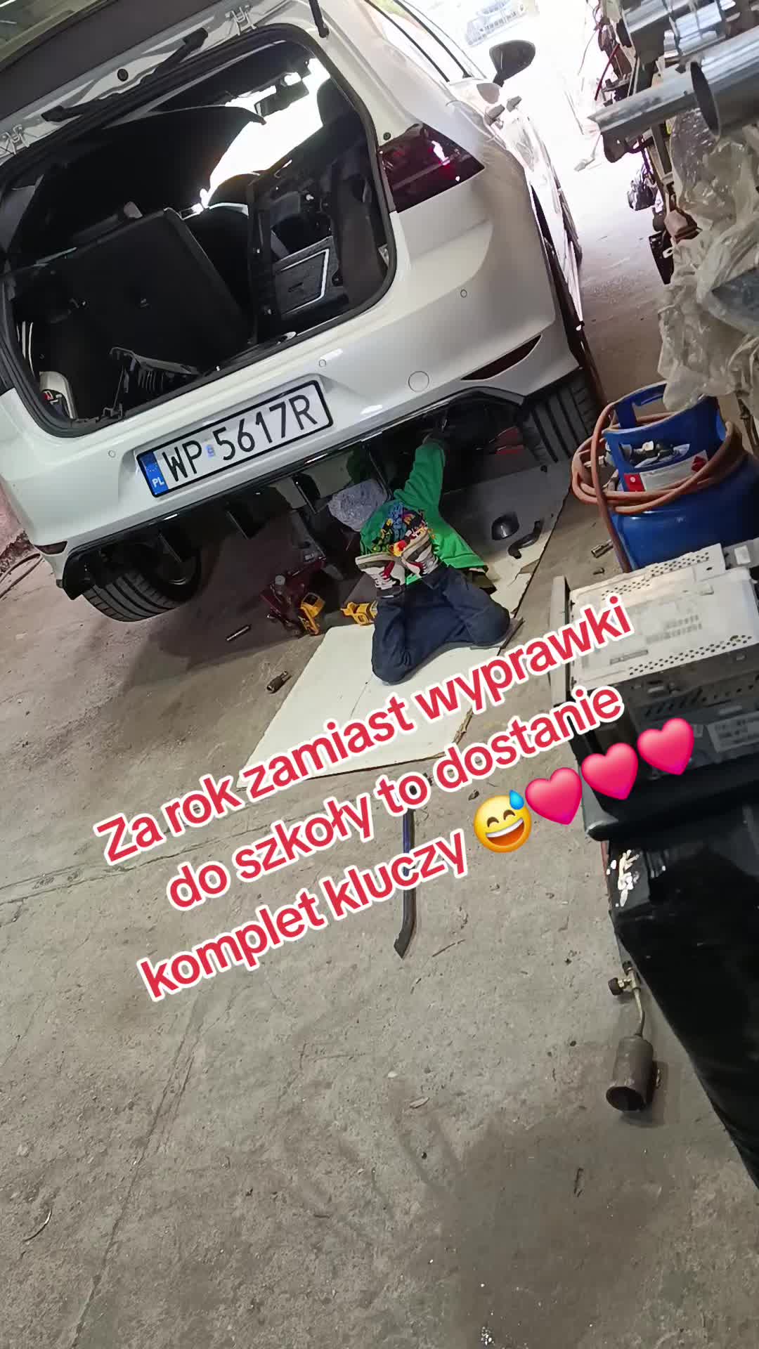 @d3cyb3l