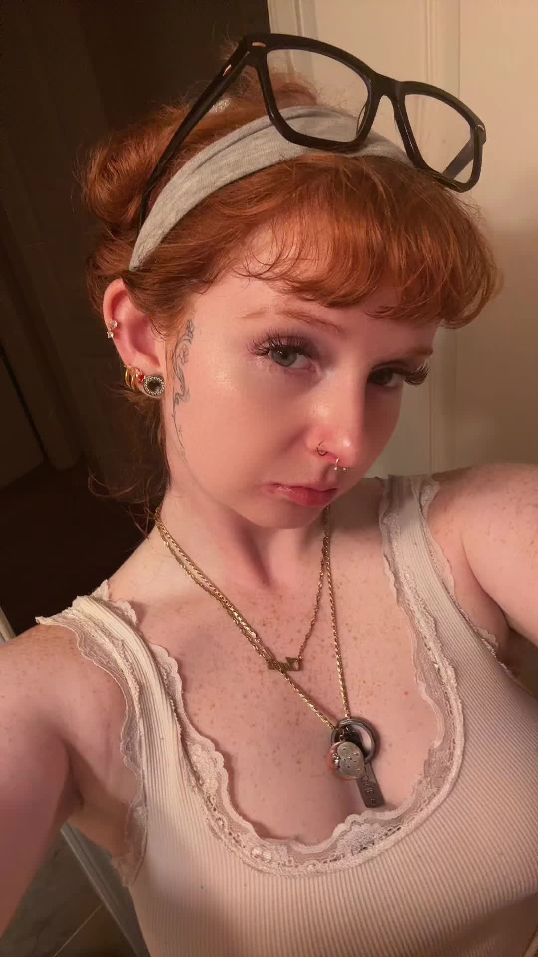 @redheadfoxgirl666