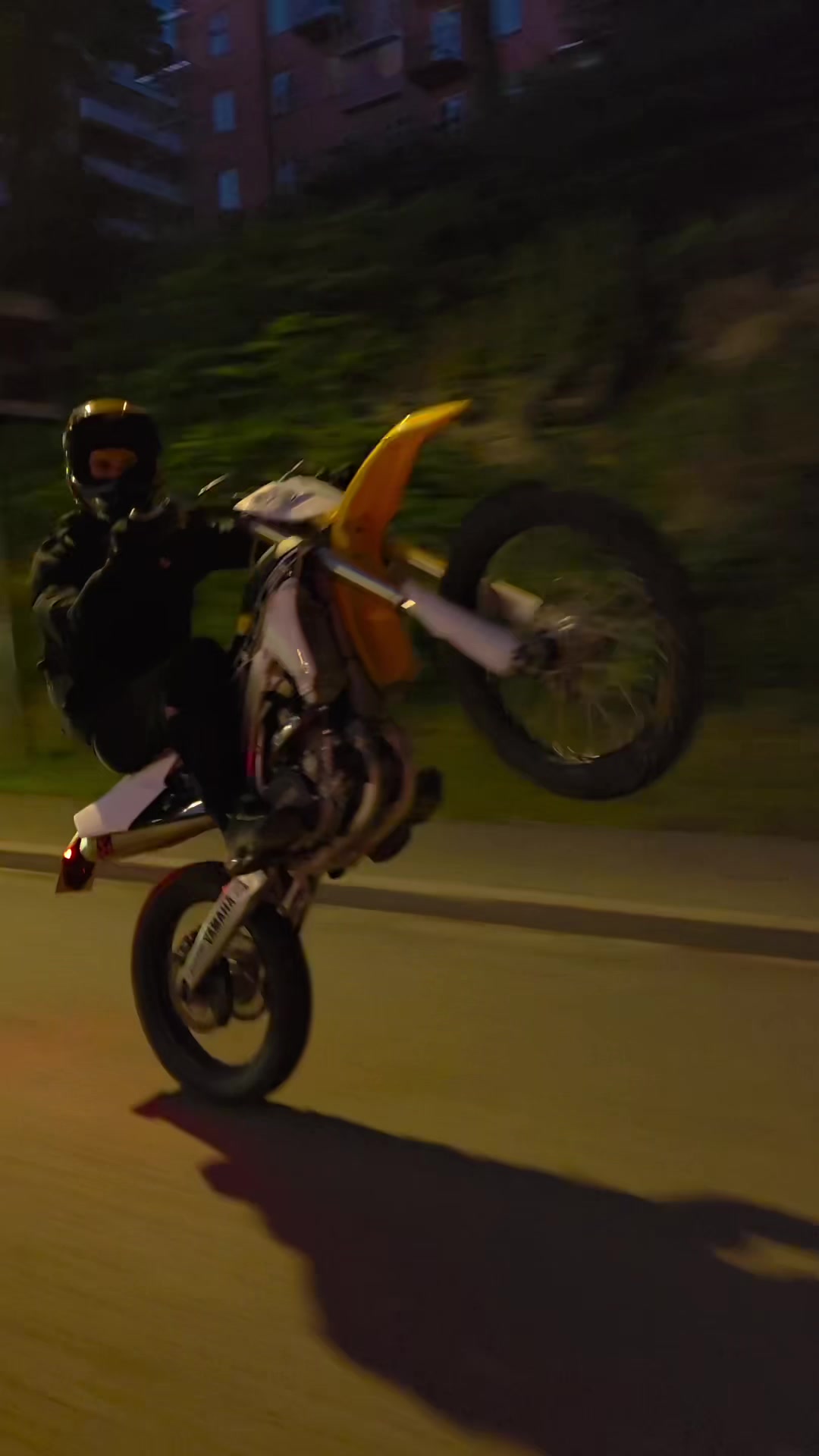 @2StrokeTomo