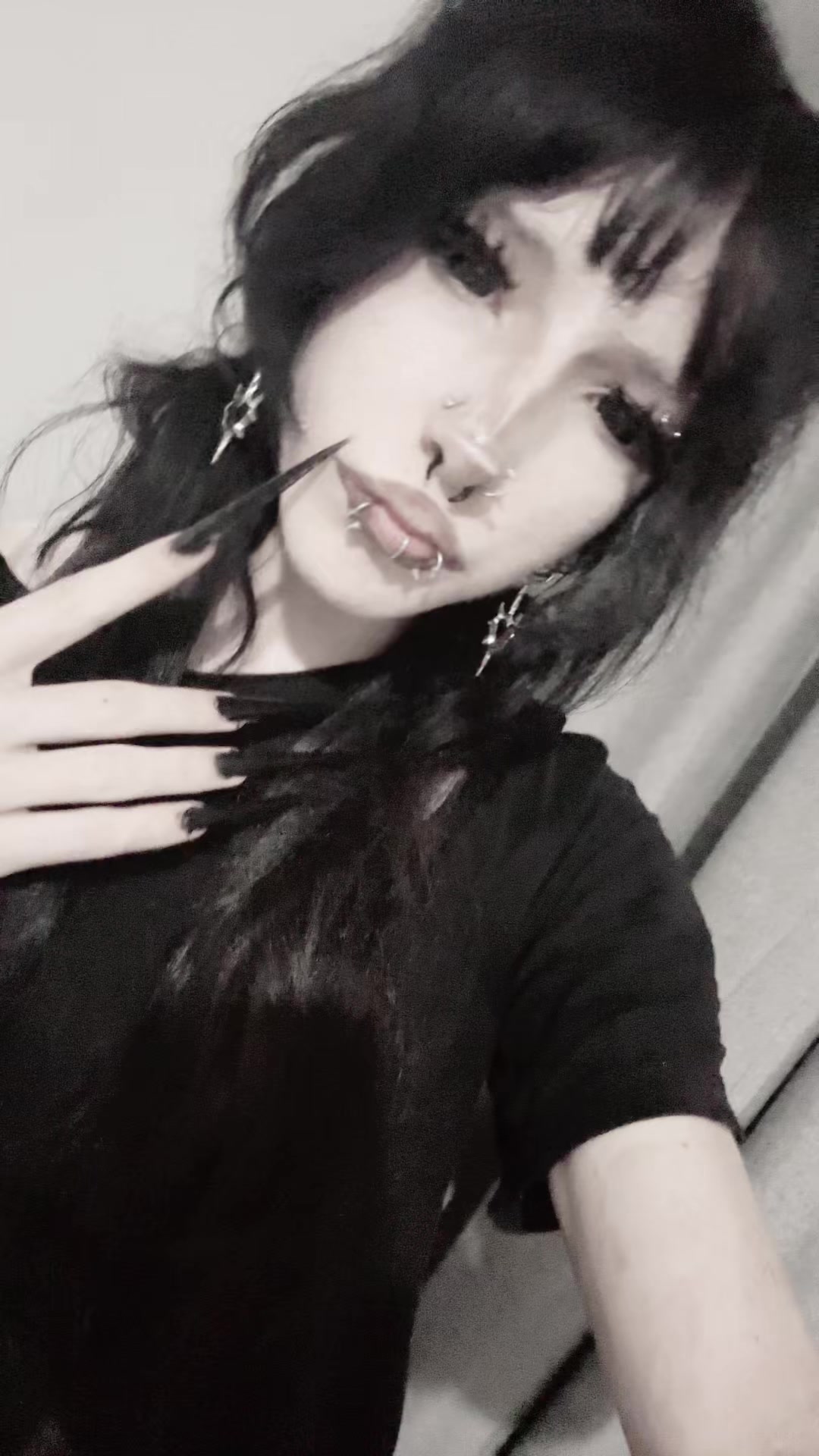 @yana👾