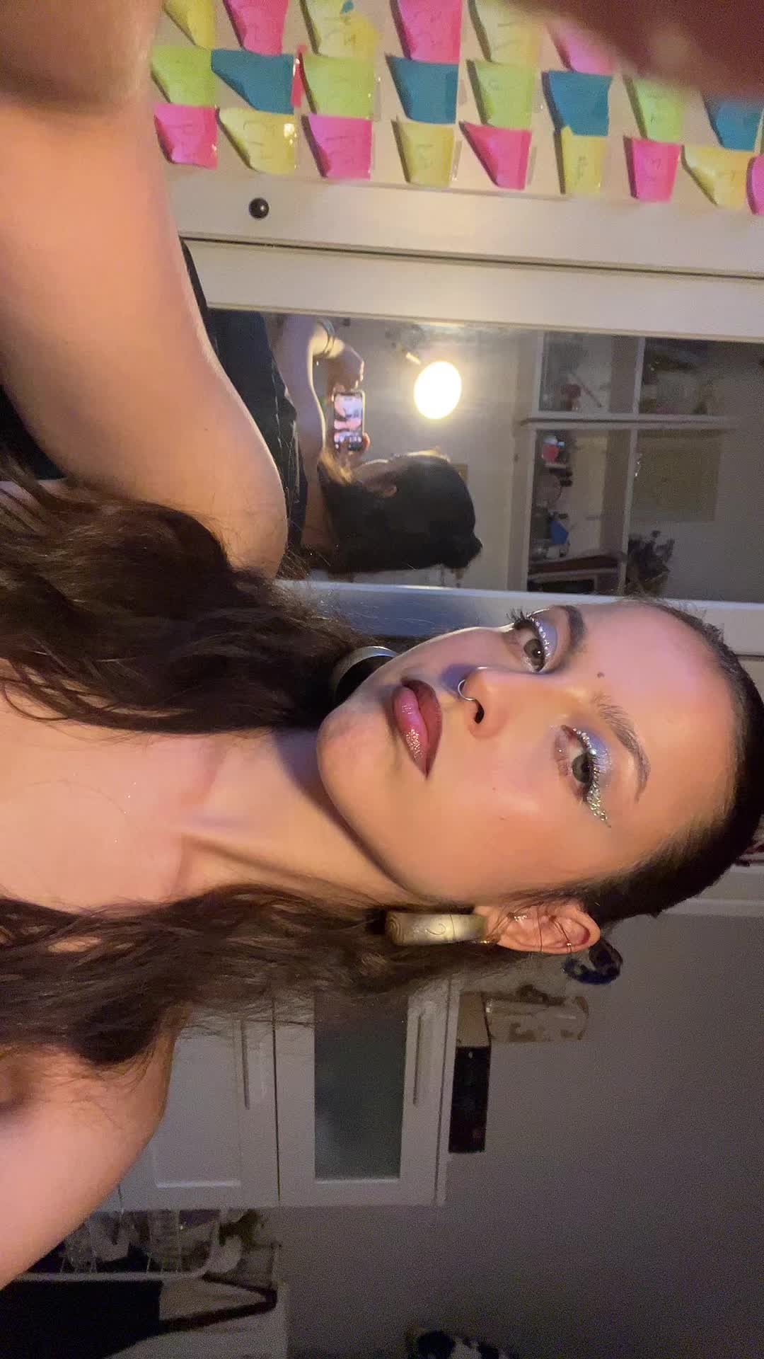@lajenni4friends