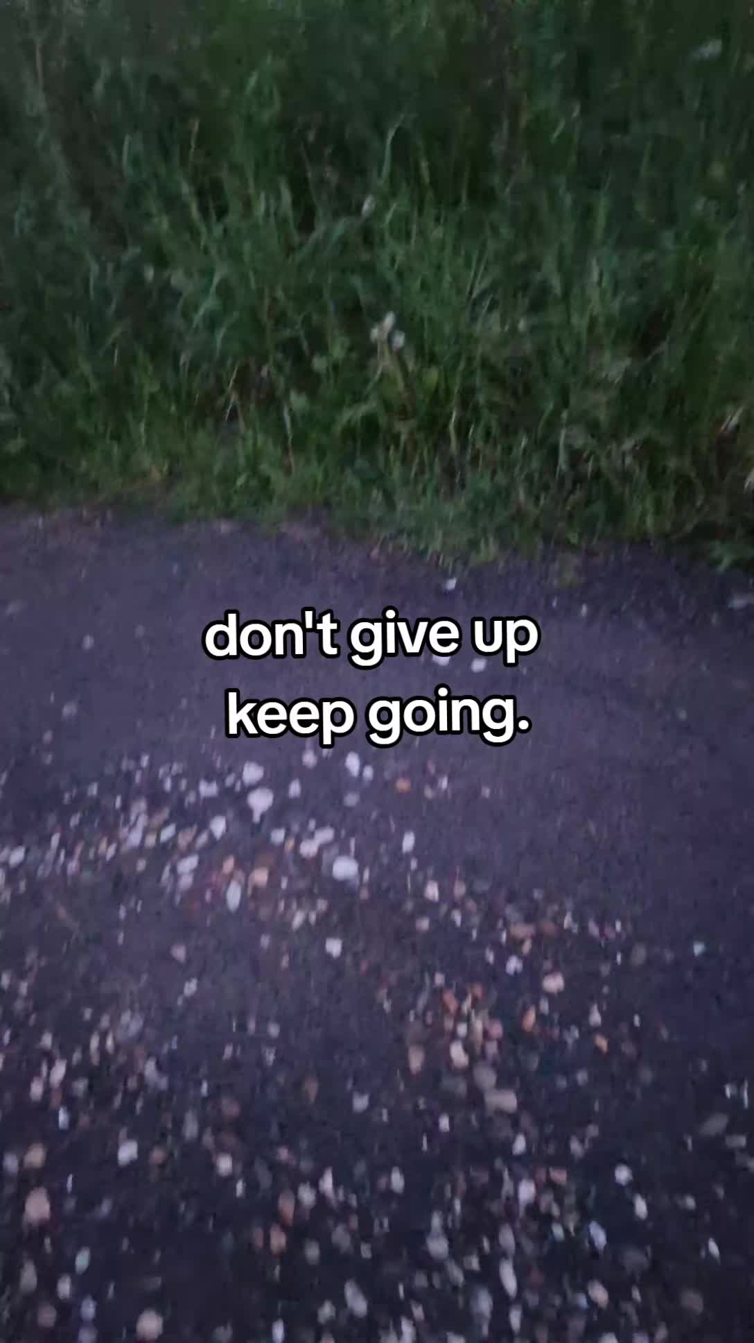 @Jenny🥀🖤💭