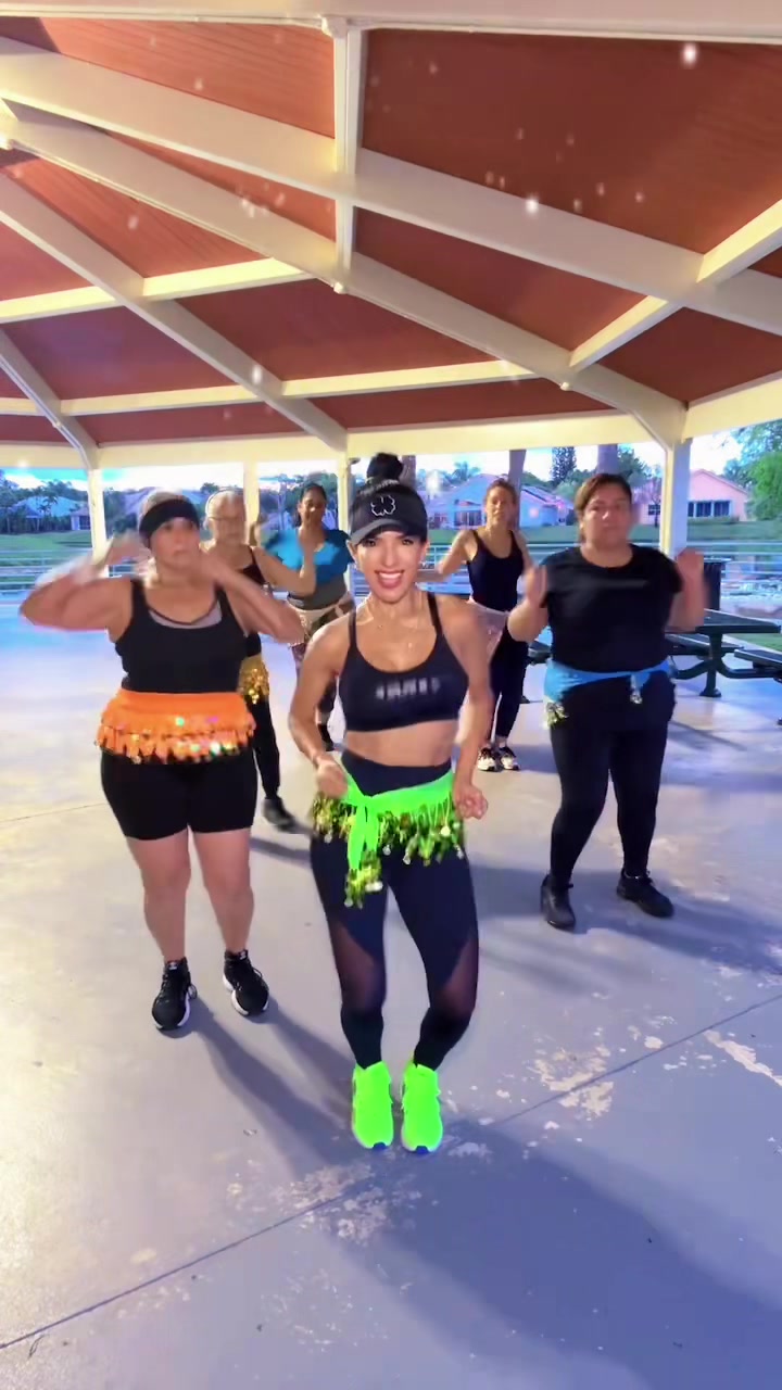 @Betsyzumba
