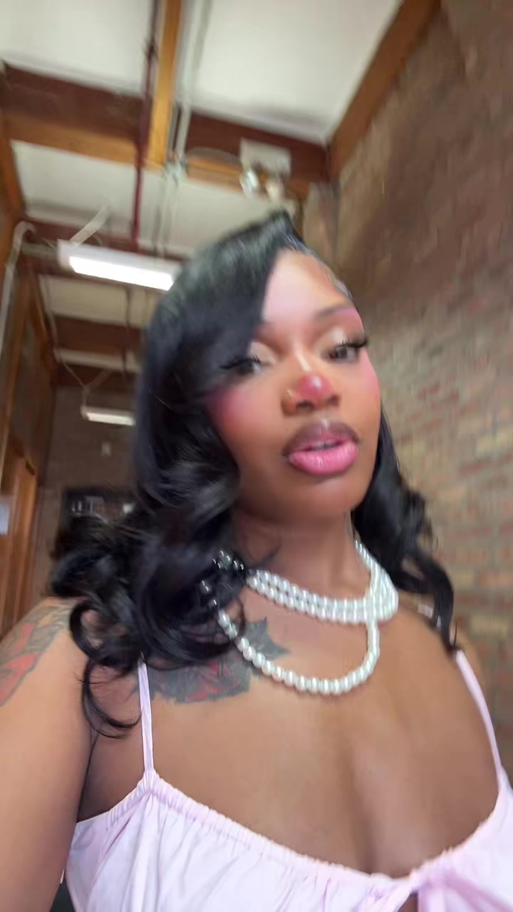 @hot black girl