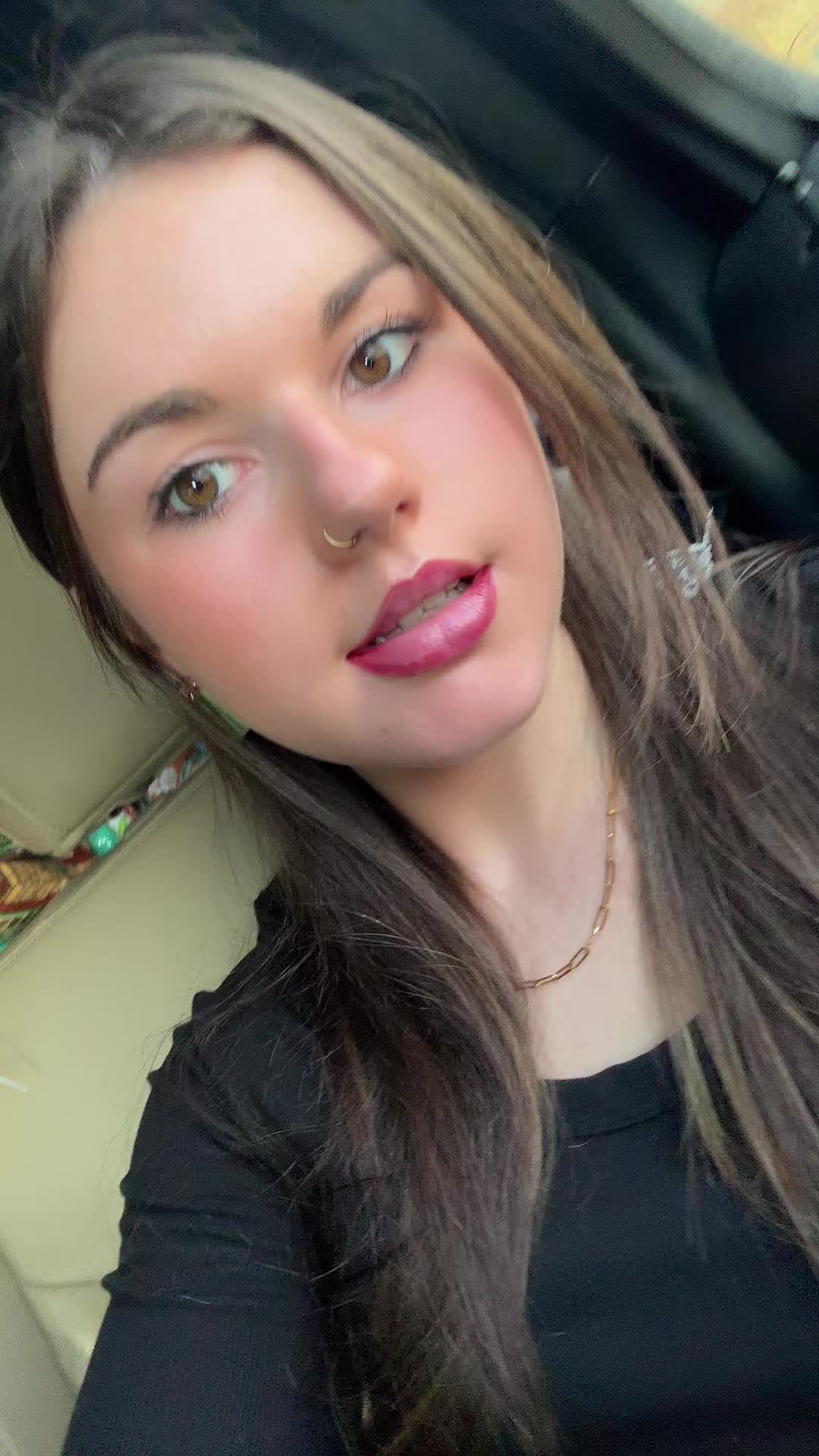 @kayla.metz
