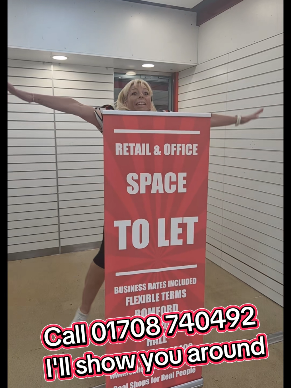 @Romford Shopping Hall