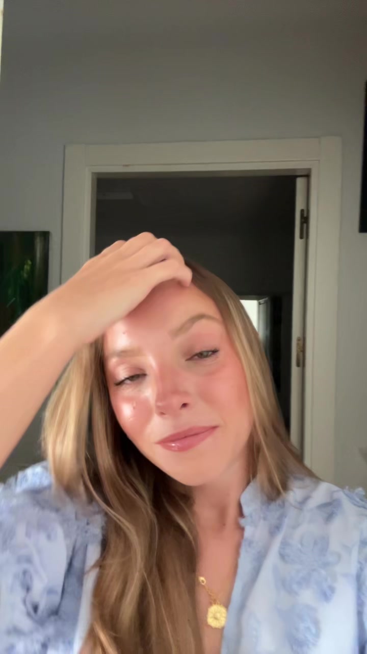 @𝐂𝐚𝐫𝐥𝐨𝐭𝐢𝐢