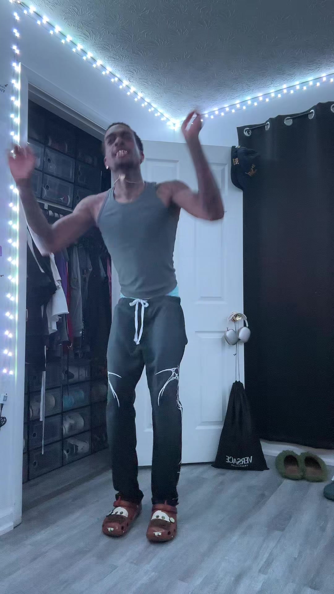 @Sk3nooo 🦧