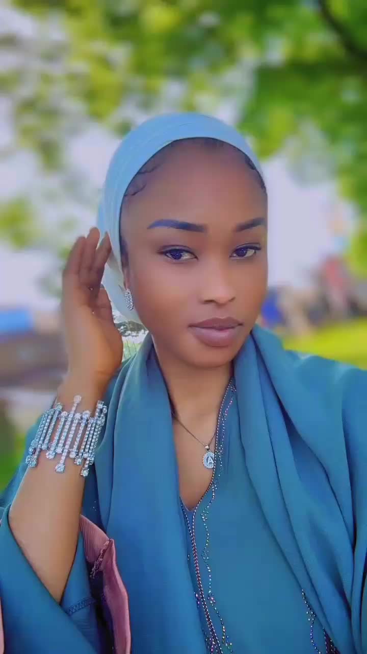 @Adwoa
