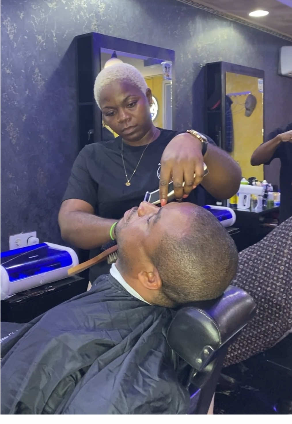 @peluqueria.the.men🇬🇶