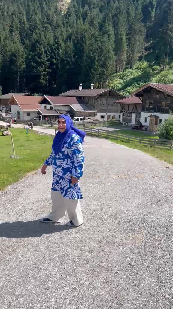 @TURNA