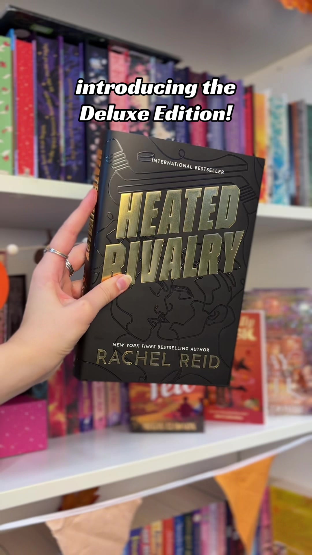 @HarperCollinsUK