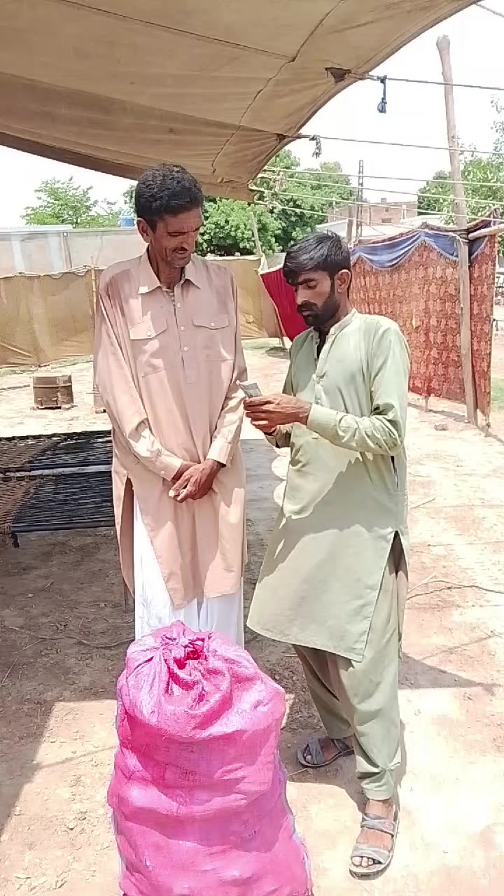 @m Khalid Abbas