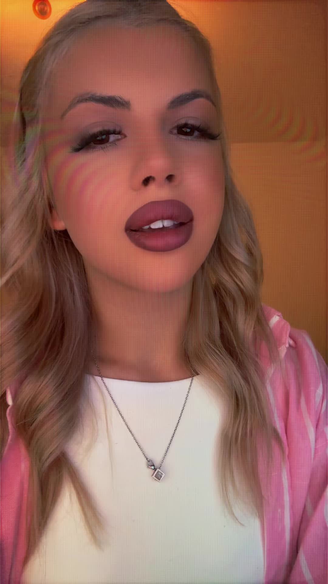 @Iulia🎀
