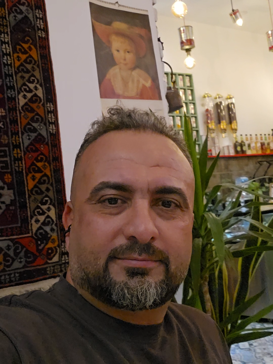 @حسان فالح | Hassan Falih