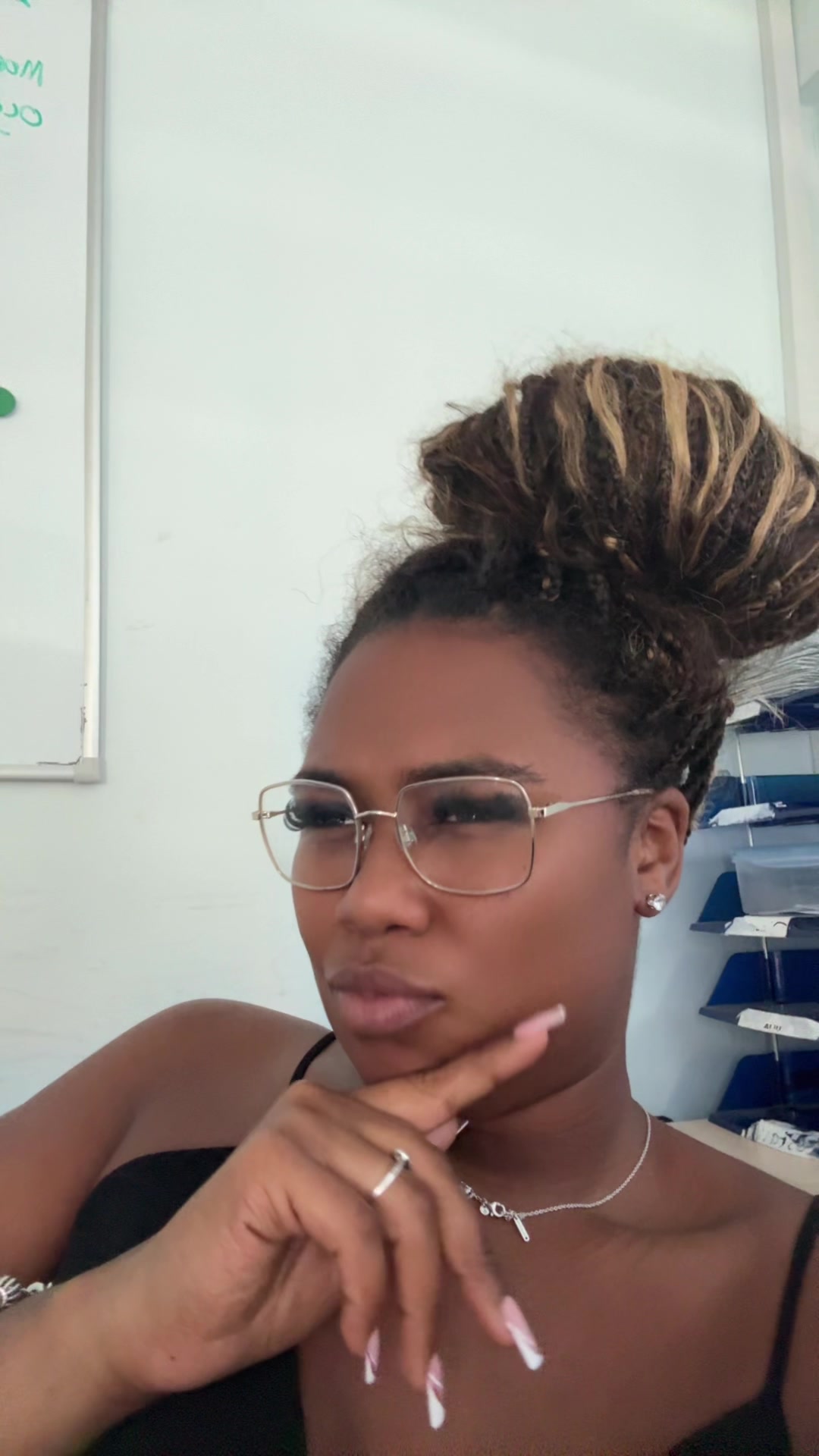 @Indiaa.mb
