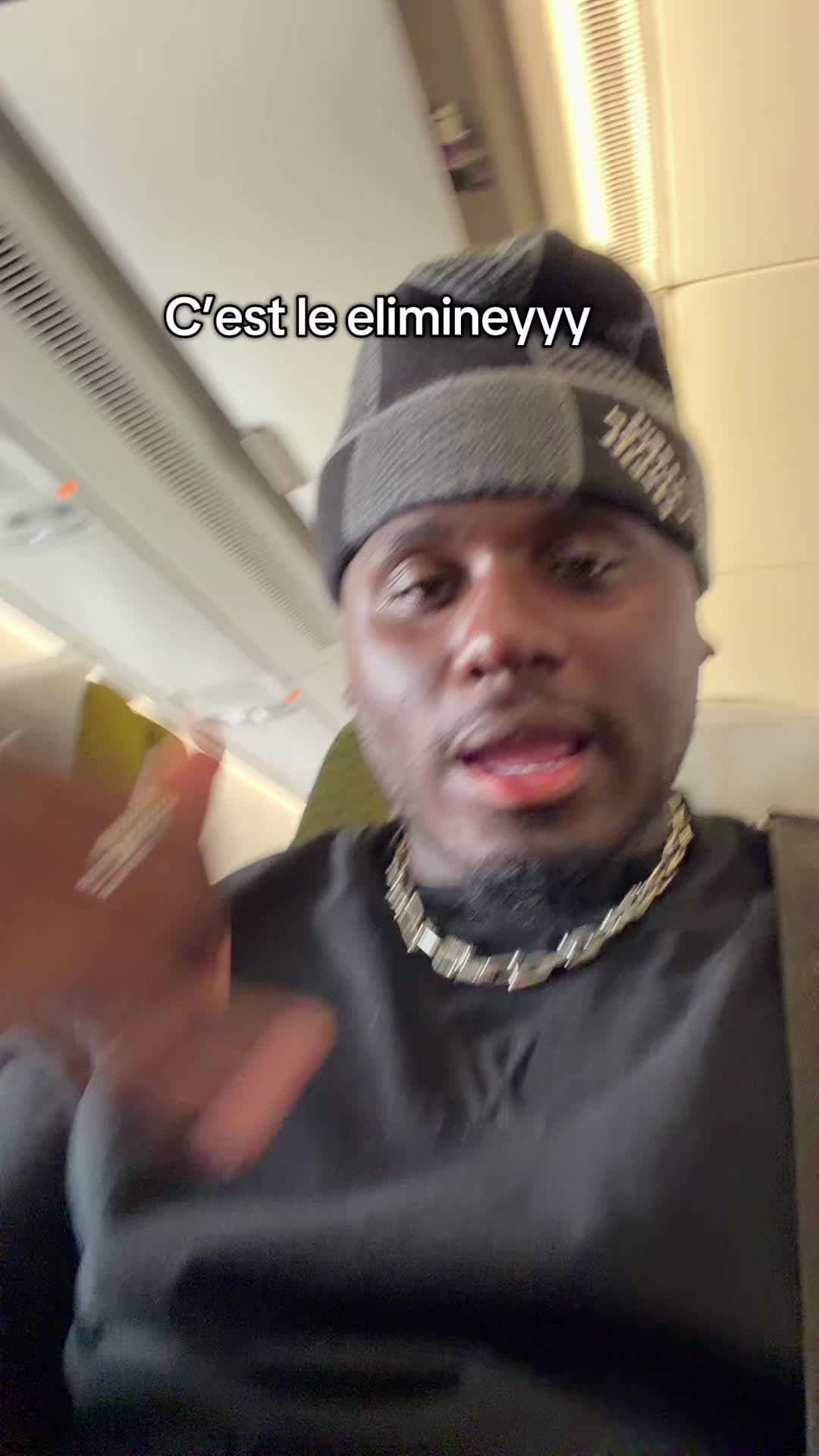 @CHЯIS 🧢