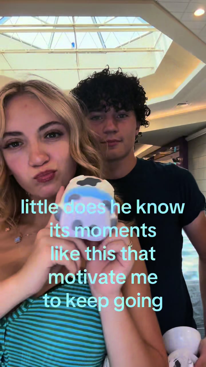 @erianna🪽⭐️🍭🐈