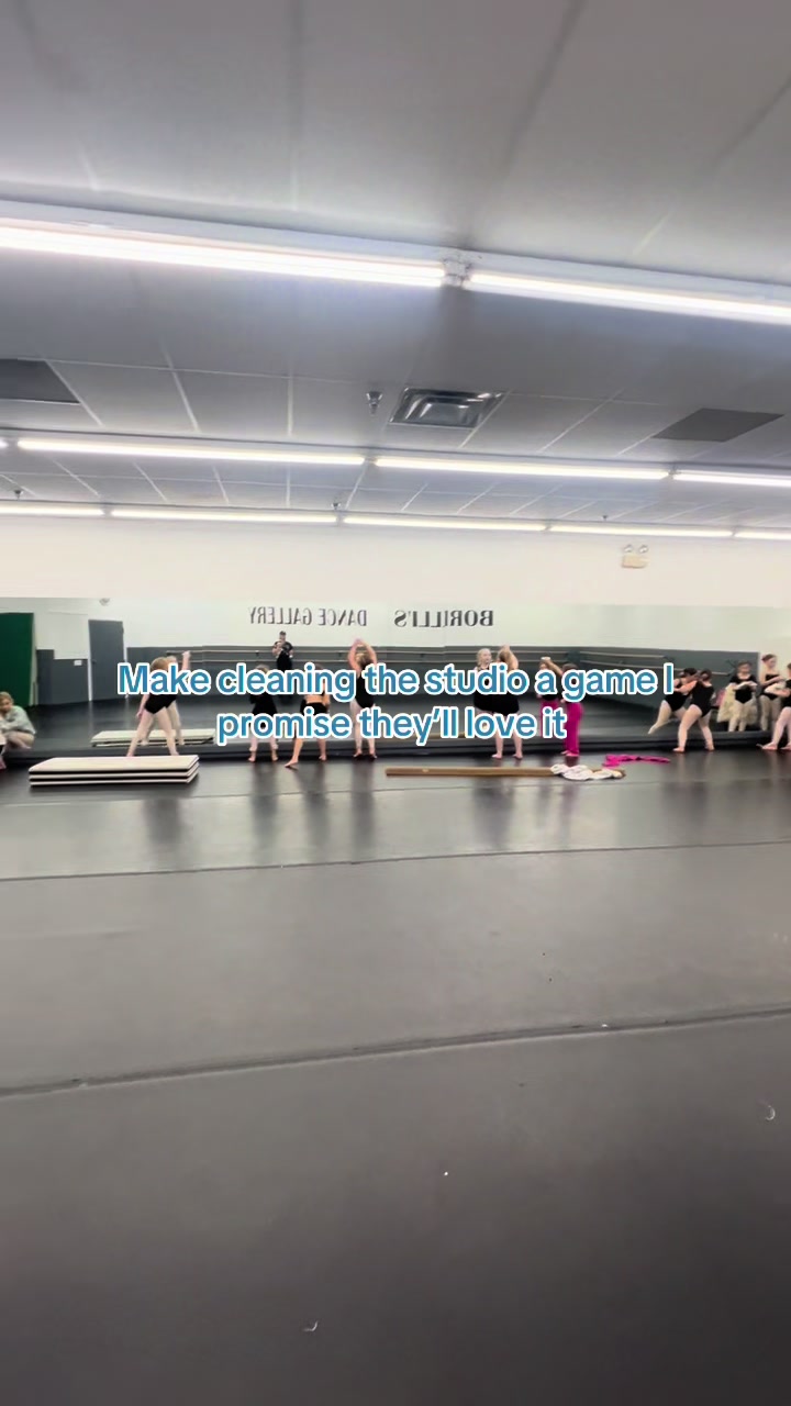 @Borelli’s Dance Gallery