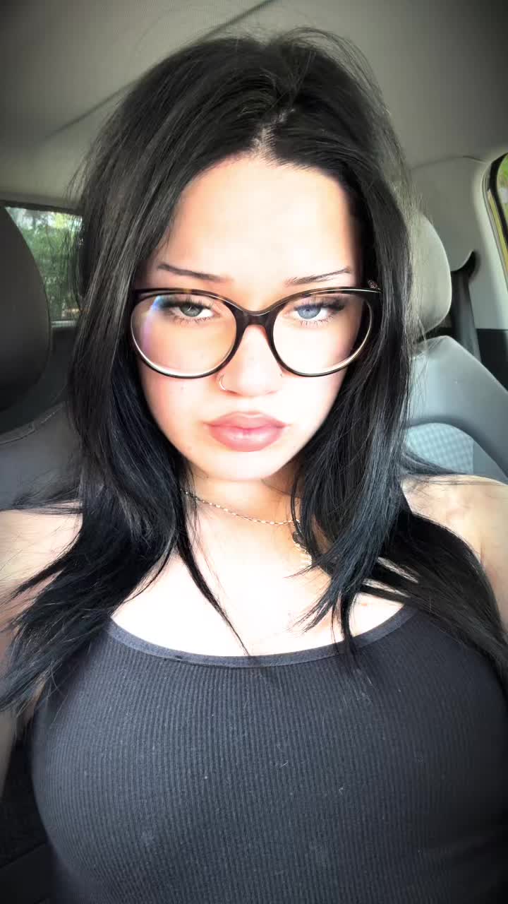 @Eʟʟɪ