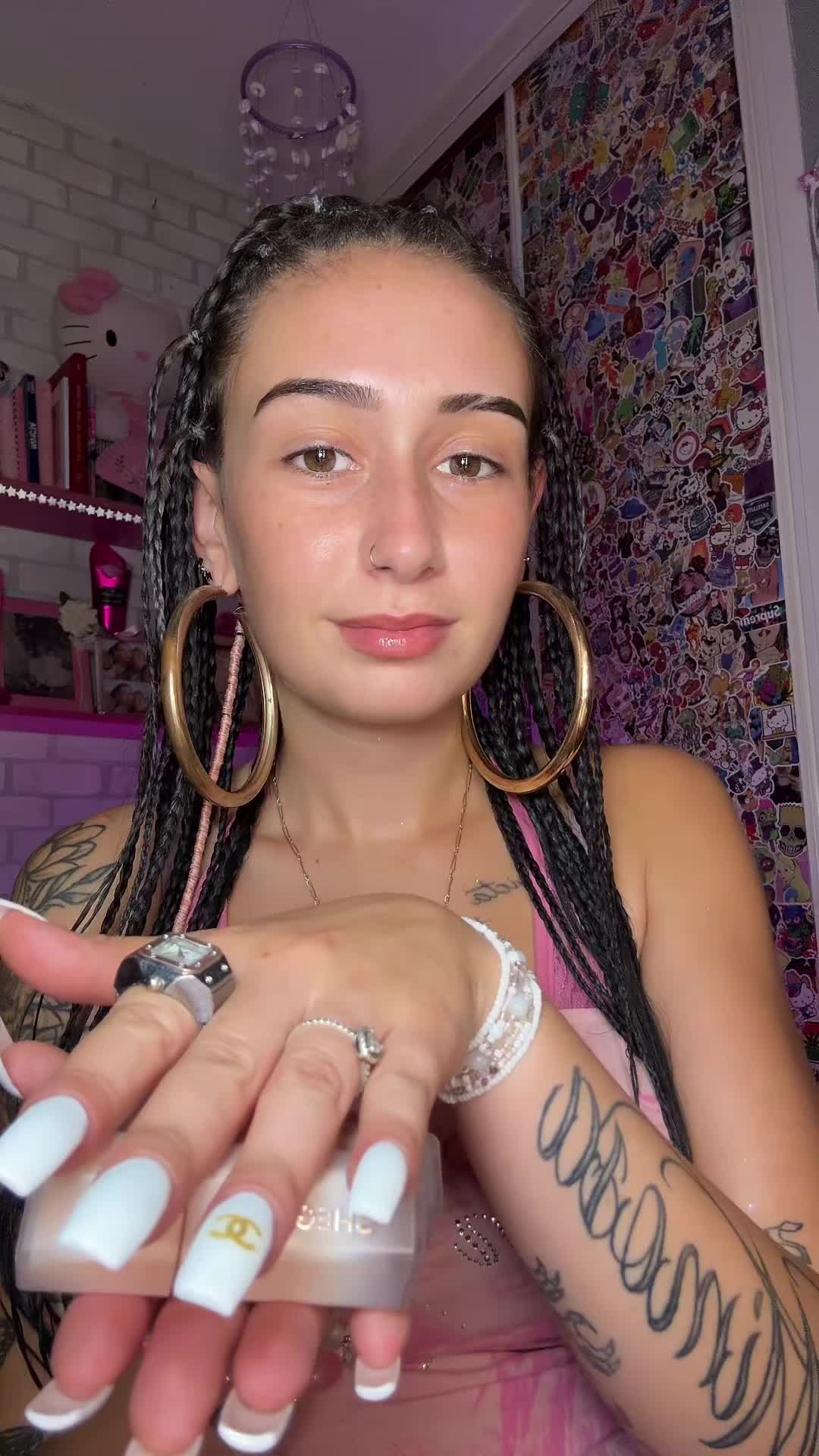 @candelasartorius02