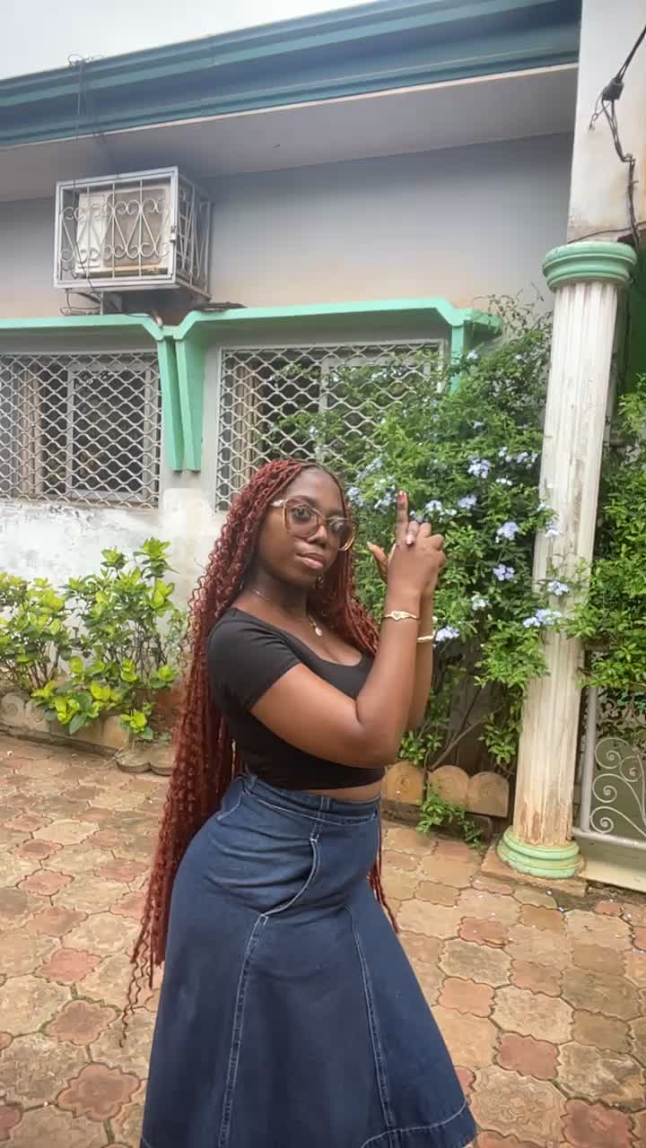 @🩷Nandar🤍🇨🇲