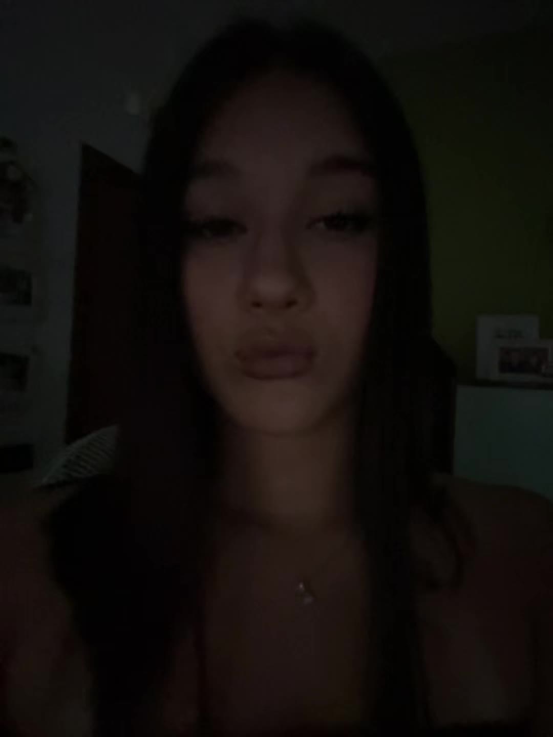 @elenapomili