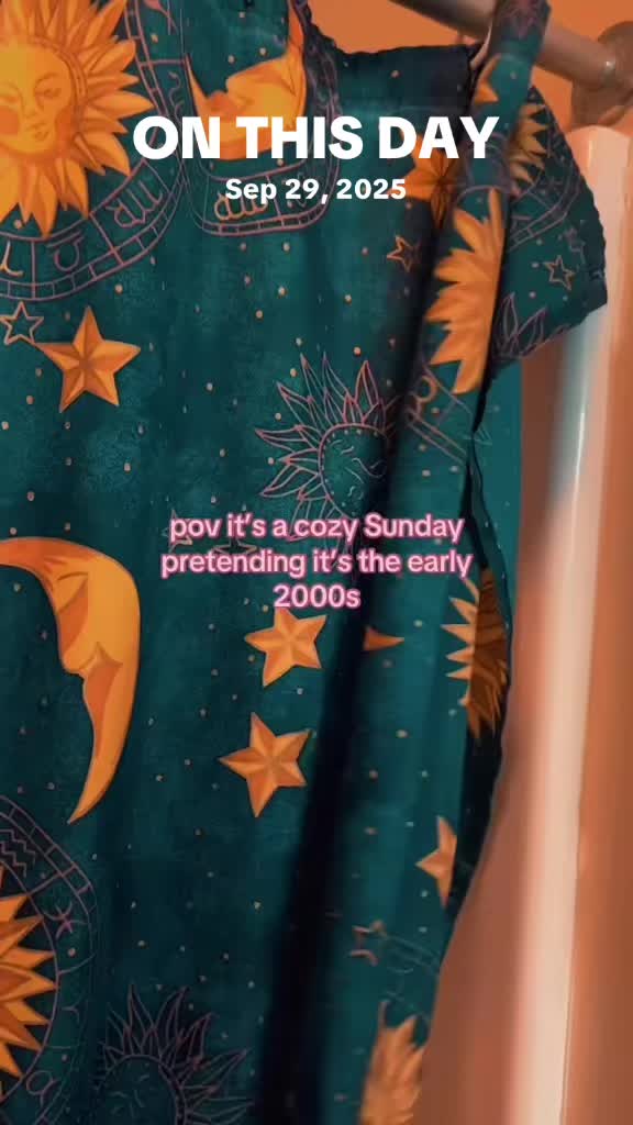 @Hope🧚// live like the 2000s✨