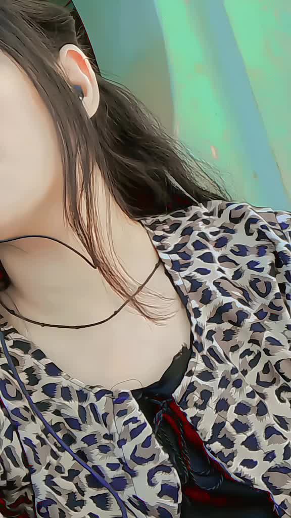 @༺ 🍁𝑬𝒚𝒆𝒔 𝒒𝒖𝒆𝒆𝒏🍁 ༻