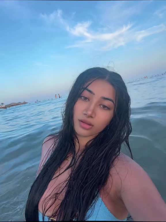 @Simran 💕