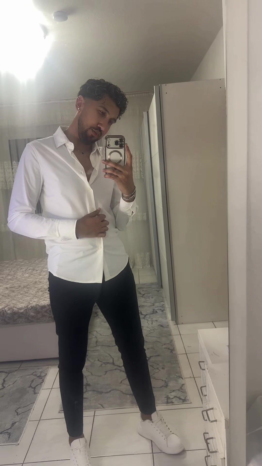 @𝐸mir Öz