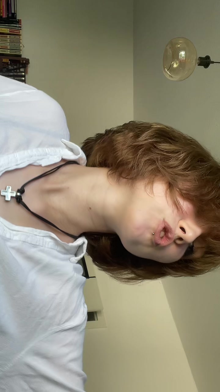 @𝔴𝔥𝔦𝔰