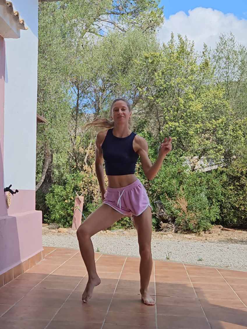 @vlada.es