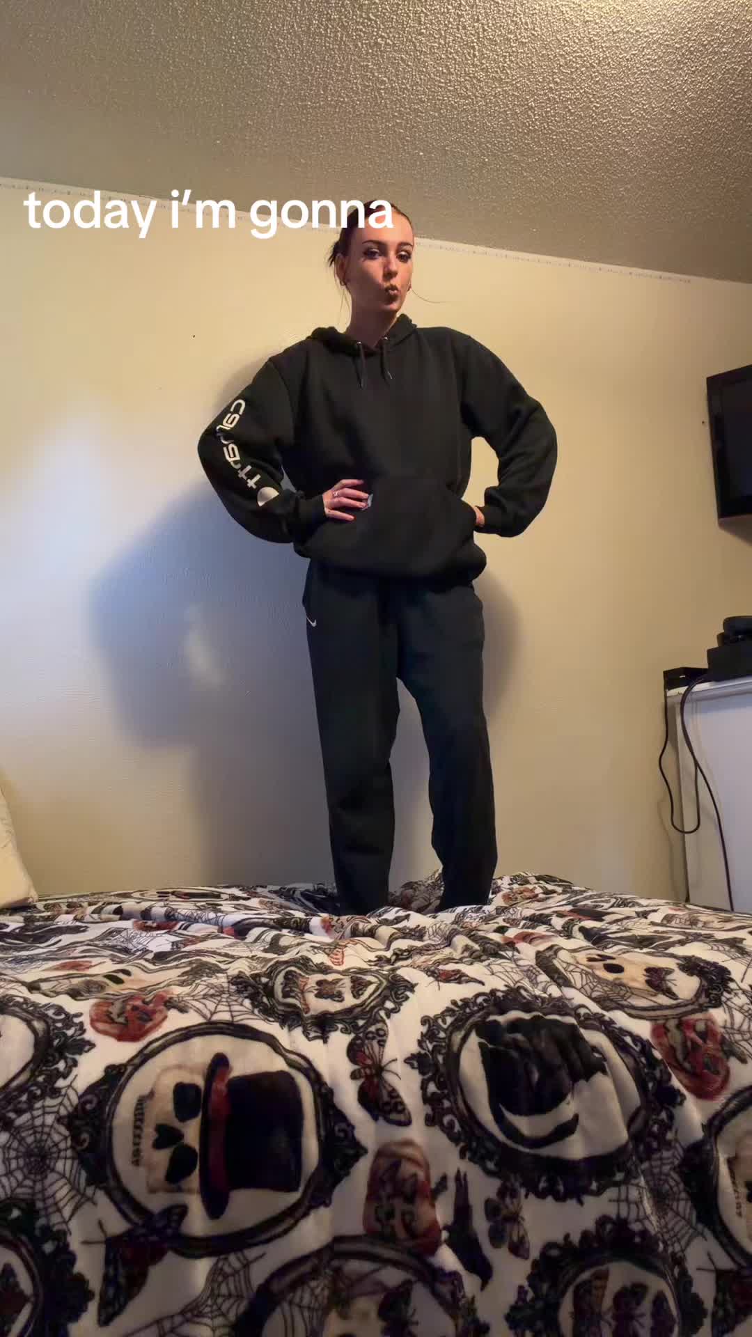 @lily